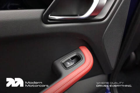 2025 Porsche Macan S