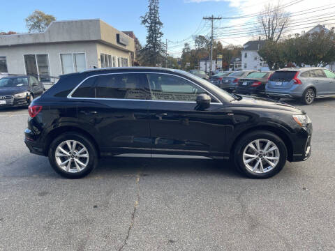 2022 Audi Q3 quattro S line Premium 45 TFSI