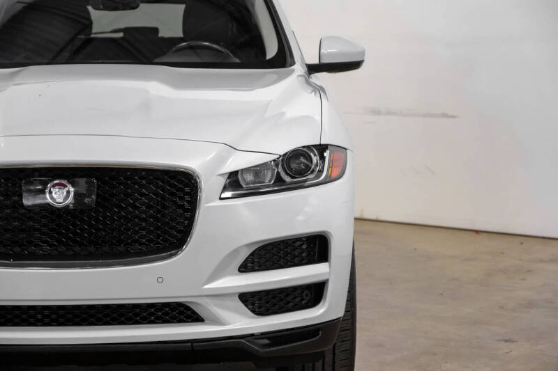 2019 Jaguar F-PACE 25t Premium