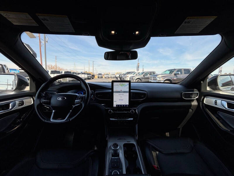2022 Ford Explorer ST
