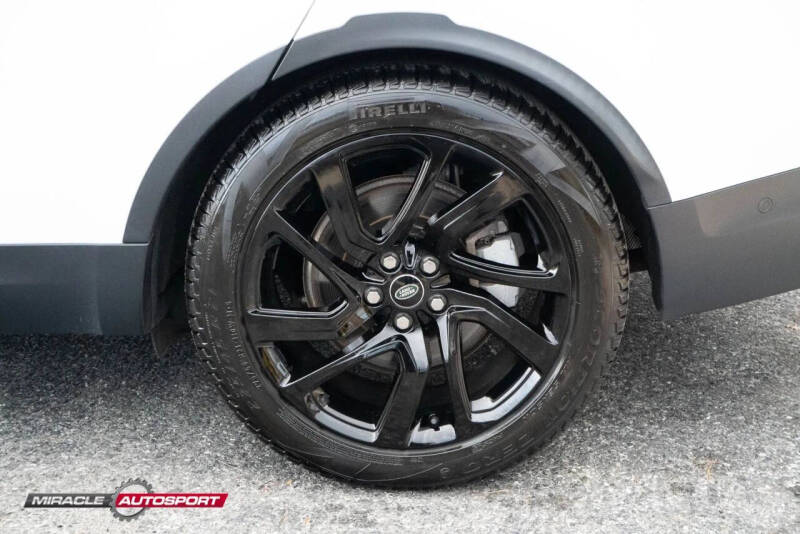 2022 Land Rover Discovery P300 S