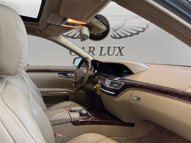 2013 Mercedes-Benz S-Class S 550 4MATIC