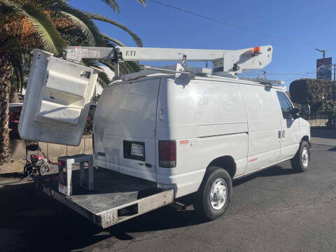 2010 Ford E-Series E-350 SD