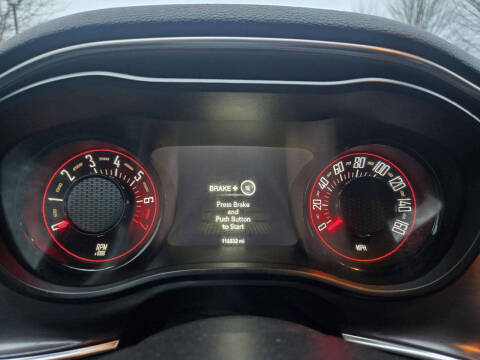 2016 Dodge Challenger SXT Plus