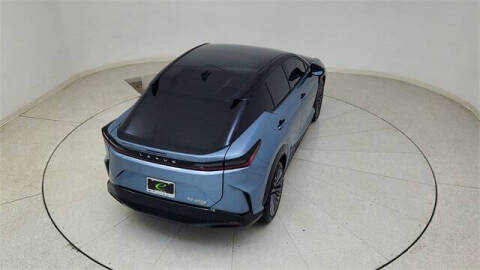 2023 Lexus RZ 450e Luxury