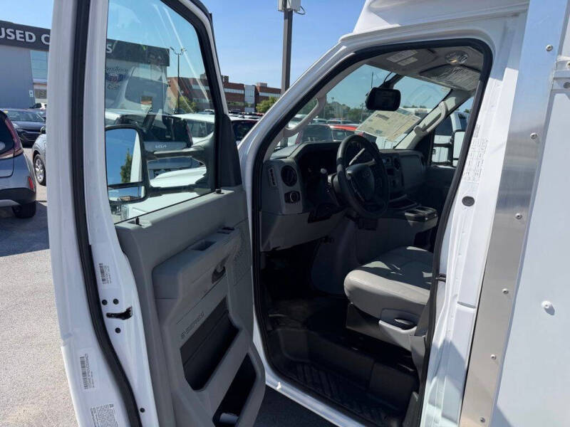 2027 Ford E-Series