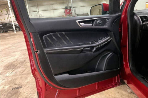 2022 Ford Edge ST