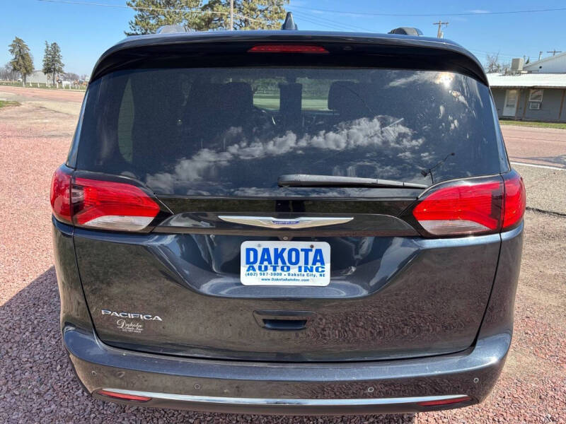 2020 Chrysler Pacifica Touring L