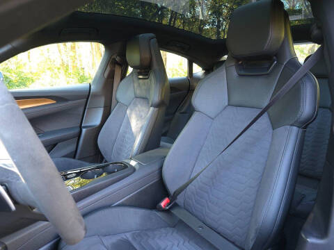 2023 Audi e-tron GT quattro Premium Plus