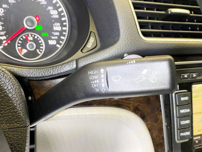 2014 Volkswagen Passat 2.0L TDI SEL Premium