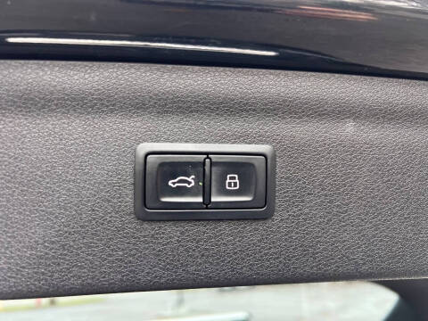 2015 Audi Q3 2.0T quattro Prestige