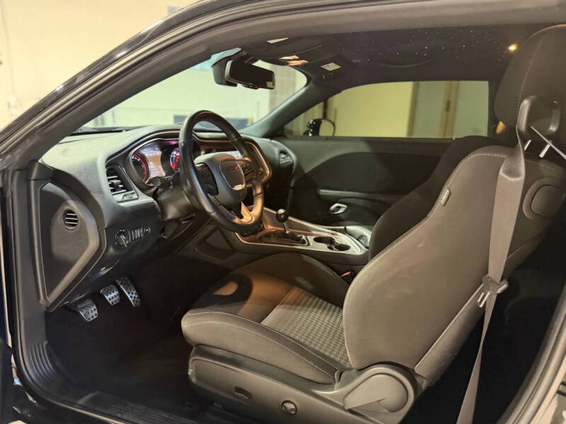 2022 Dodge Challenger