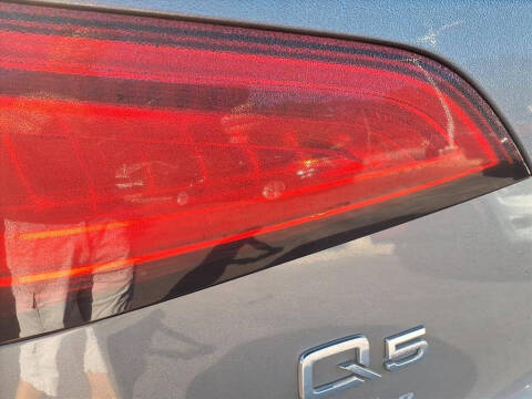 2014 Audi Q5 2.0T quattro Premium