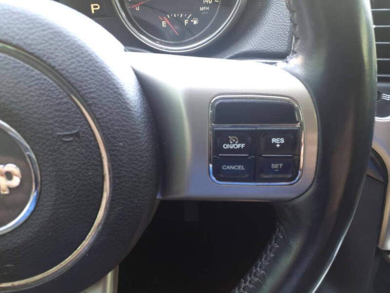 2011 Jeep Grand Cherokee Laredo