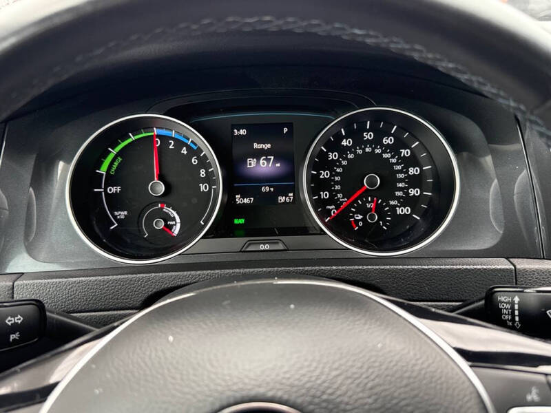 2019 Volkswagen e-Golf SE