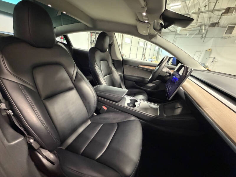 2023 Tesla Model 3 Performance