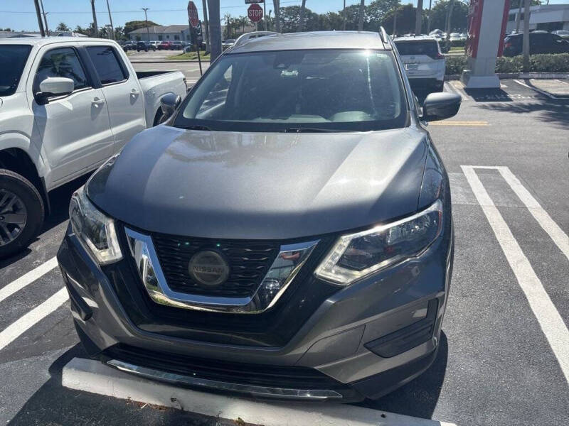 2020 Nissan Rogue SV