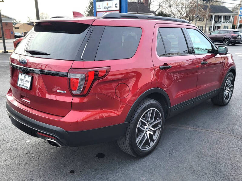 2017 Ford Explorer Sport