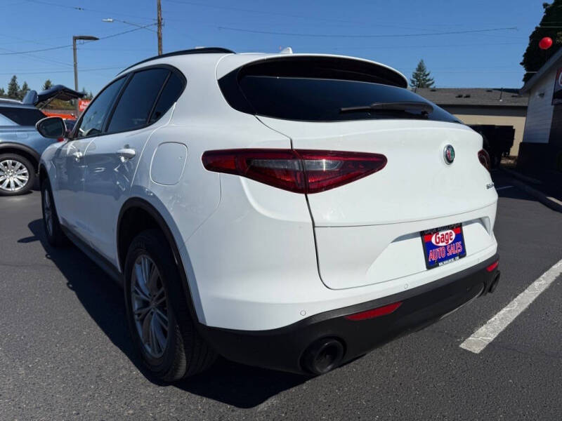 2022 Alfa Romeo Stelvio Sprint