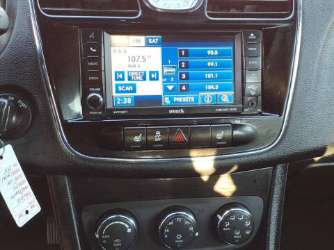 2012 Chrysler 200 Limited