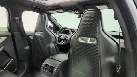 2022 Jaguar F-PACE SVR