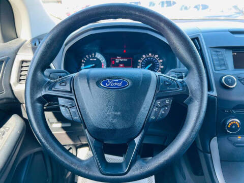 2015 Ford Edge SE