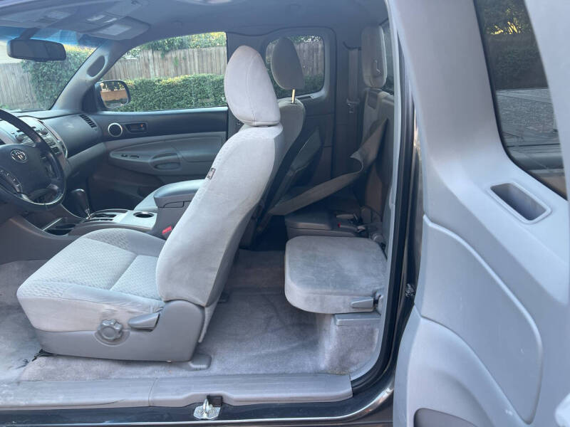 2011 Toyota Tacoma PreRunner V6