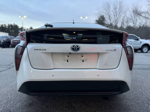 2017 Toyota Prius Two