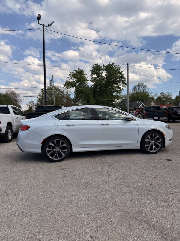 2015 Chrysler 200 C