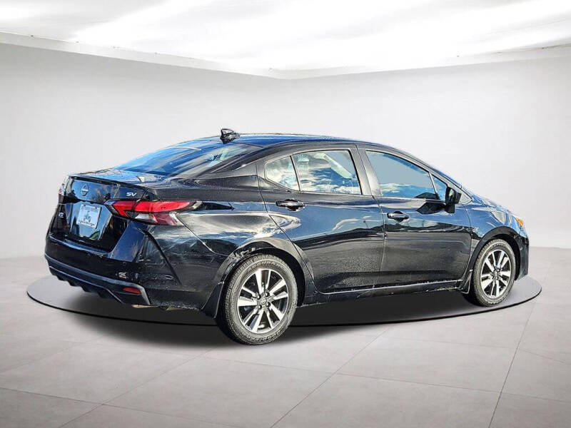 2024 Nissan Versa SV