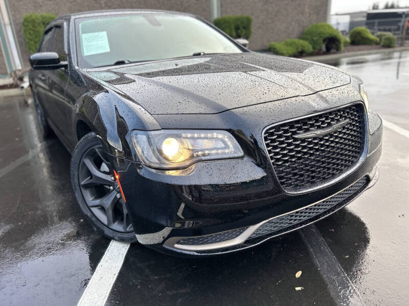 2021 Chrysler 300 Touring