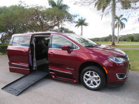 2020 Chrysler Pacifica Touring L Plus