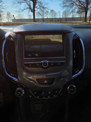 2017 Chevrolet Cruze LT Auto