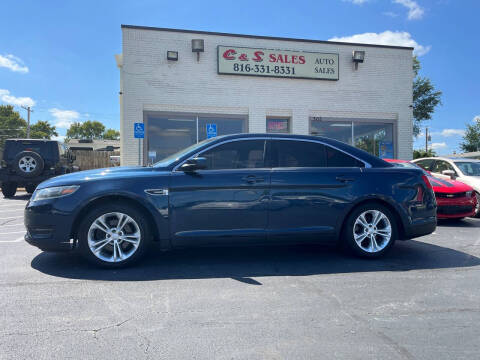 2017 Ford Taurus for sale at C & S SALES in Belton MO