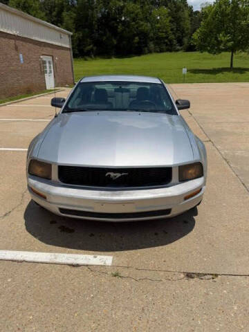 2009 Ford Mustang V6 Deluxe