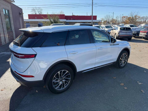 2022 Lincoln Corsair Standard