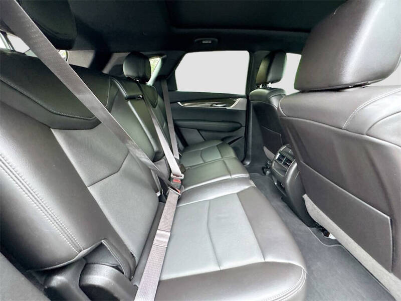 2022 Cadillac XT5 Sport