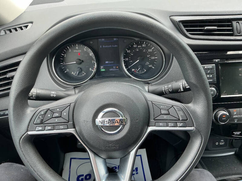 2020 Nissan Rogue SV