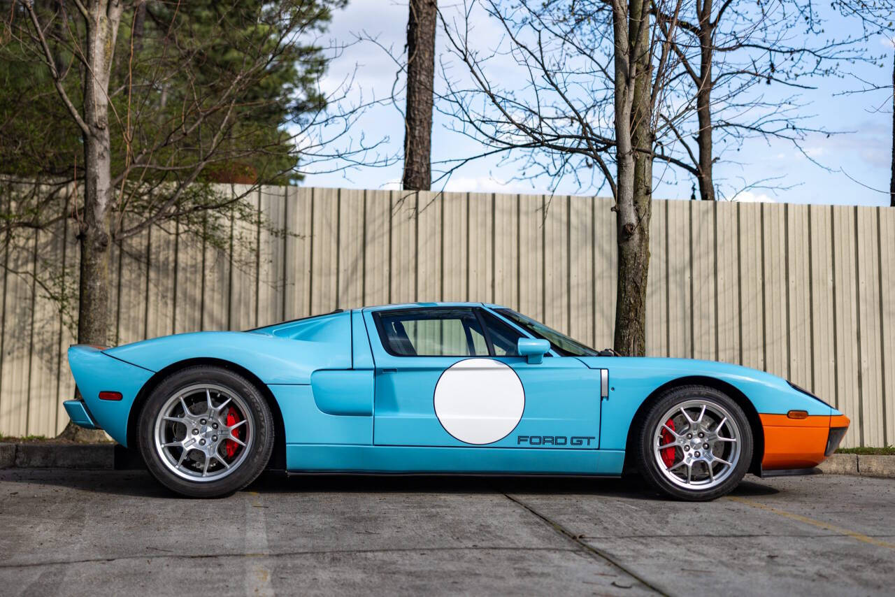 2006 Ford GT 6
