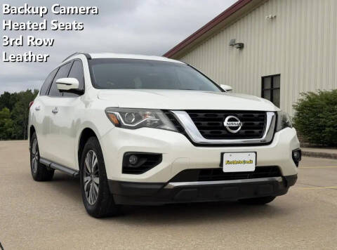 2017 Nissan Pathfinder SL