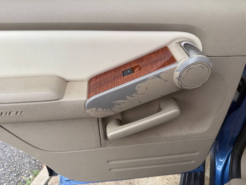 2009 Ford Explorer Eddie Bauer