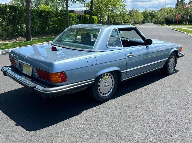 1986 Mercedes-Benz 560-Class 560 SL