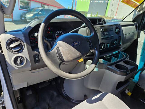 2013 Ford E-Series E-250