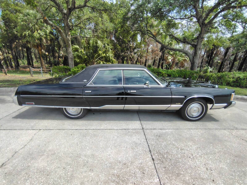 1975 Chrysler New Yorker