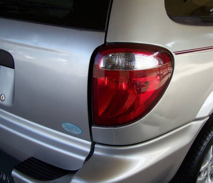 2005 Dodge Grand Caravan SE