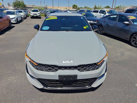 2023 Kia K5