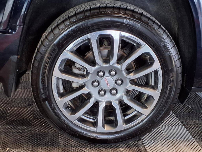 2021 GMC Acadia Denali