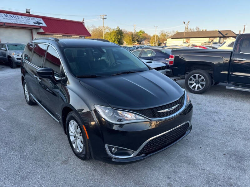 2017 Chrysler Pacifica Touring Plus