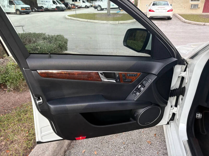 2009 Mercedes-Benz C-Class C 300 Sport