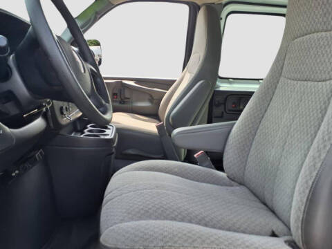 2015 GMC Savana 2500